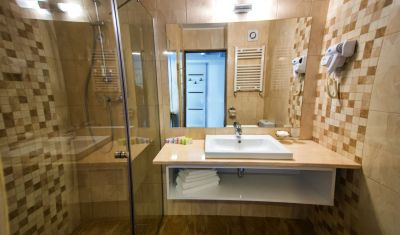 Imagine pentru Hotel Mera Onix 4* valabile pentru Litoral 2025