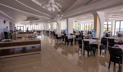 Imagine pentru Hotel Mera Onix 4* valabile pentru Litoral 2025