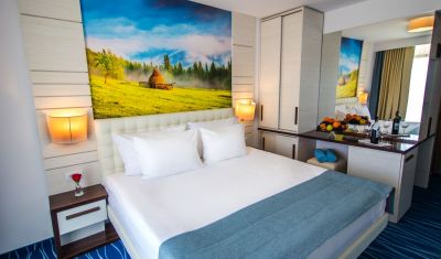 Imagine pentru Hotel Mera Onix 4* valabile pentru Litoral 2025