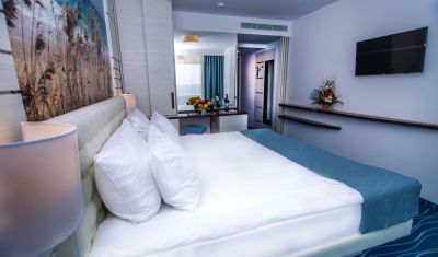 Imagine pentru Hotel Mera Onix 4* valabile pentru Litoral 2025