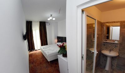 Imagine pentru Hotel Mercur 3* valabile pentru Litoral 2025