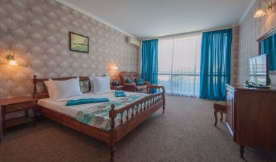 Imagine pentru Hotel Mercury 4* valabile pentru Litoral 2025