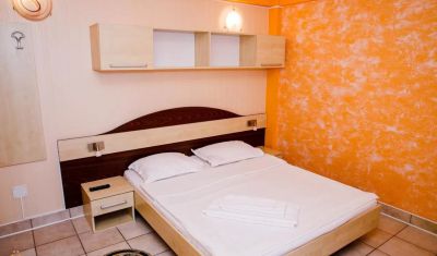 Imagine pentru Hotel Meridian 2* valabile pentru Litoral 2025