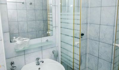 Imagine pentru Hotel Meridian 2* valabile pentru Litoral 2025