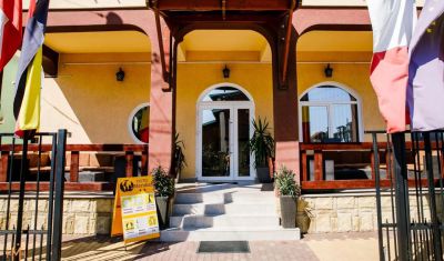 Imagine pentru Hotel Meridian 2* valabile pentru Litoral 2025