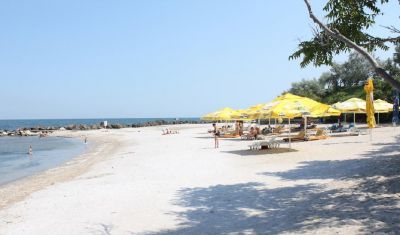 Imagine pentru Hotel Meteor 3* valabile pentru Litoral 2025