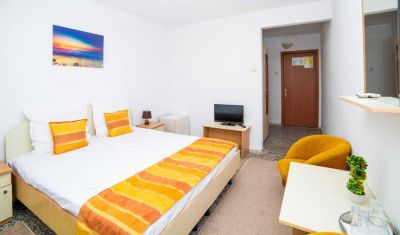 Imagine pentru Hotel Meteor 3* valabile pentru Litoral 2025