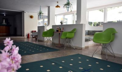Imagine pentru Hotel Miorita 3* valabile pentru Litoral 2025