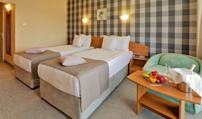 Imagine pentru Hotel MiRaBelle 4* valabile pentru Litoral 2025