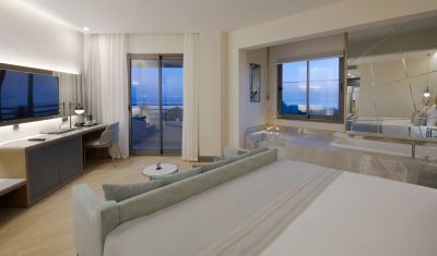 Imagine pentru Hotel Miramare Beach 5*  valabile pentru Litoral 2025