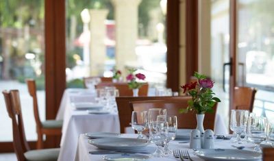 Imagine pentru Hotel Mitsis Petit Palais 4* valabile pentru Litoral 2025