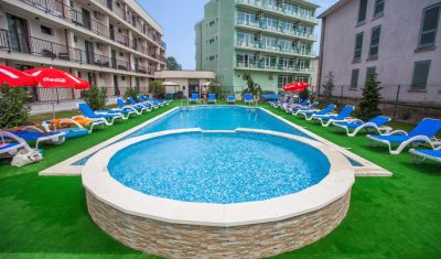 Imagine pentru Hotel Mondial 4* valabile pentru Litoral 2025
