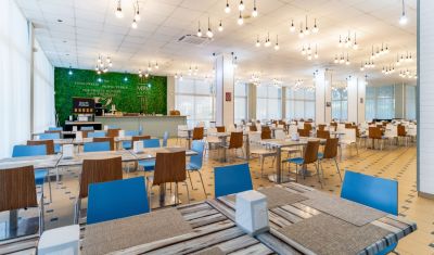Imagine pentru Hotel MPM Astoria 4* valabile pentru Litoral 2025