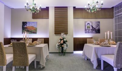 Imagine pentru Hotel MPM Zornitza Sands 4*  valabile pentru Litoral 2025