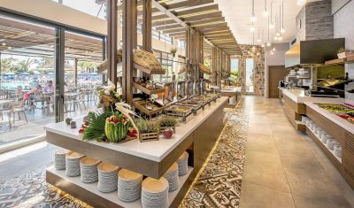 Imagine pentru Hotel Nana Golden Beach 5* valabile pentru Litoral 2025