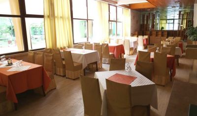 Imagine pentru Hotel National 2* valabile pentru Litoral 2025