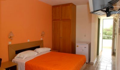 Imagine pentru Hotel Nefeli 3* valabile pentru Litoral 2025