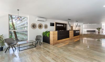 Imagine pentru Hotel Neko 3* (fost Aida) valabile pentru Litoral 2025