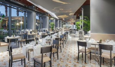 Imagine pentru Hotel Nirvana Cosmopolitan 5*  valabile pentru Litoral 2025