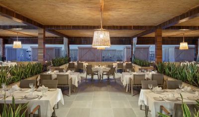 Imagine pentru Hotel Nirvana Cosmopolitan 5*  valabile pentru Litoral 2025