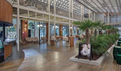 Imagine pentru Hotel Nirvana Cosmopolitan 5*  valabile pentru Litoral 2025