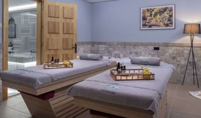 Imagine pentru Hotel Nirvana Cosmopolitan 5*  valabile pentru Litoral 2025