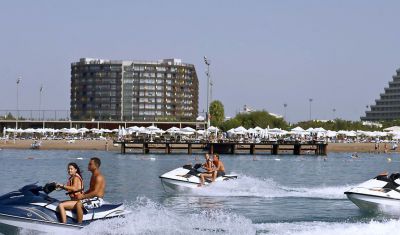 Imagine pentru Hotel Nirvana Cosmopolitan 5*  valabile pentru Litoral 2025