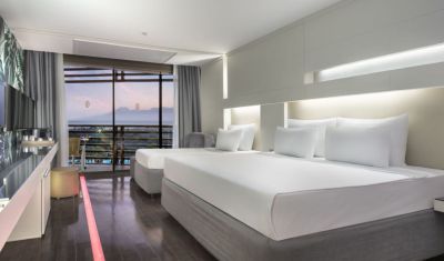 Imagine pentru Hotel Nirvana Cosmopolitan 5*  valabile pentru Litoral 2025