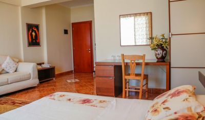 Imagine pentru Hotel Oasis 3* valabile pentru Litoral 2025