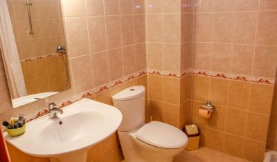 Imagine pentru Hotel Oasis 3* valabile pentru Litoral 2025