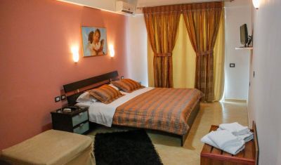 Imagine pentru Hotel Oasis 3* valabile pentru Litoral 2025