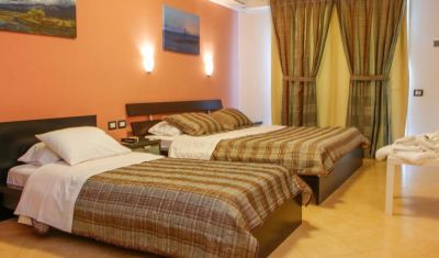 Imagine pentru Hotel Oasis 3* valabile pentru Litoral 2025
