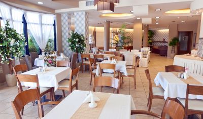Imagine pentru Hotel Olympic Star 4* valabile pentru Litoral 2025