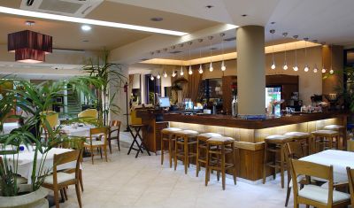 Imagine pentru Hotel Olympic Star 4* valabile pentru Litoral 2025
