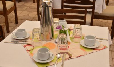 Imagine pentru Hotel Olympion 2* valabile pentru Litoral 2025