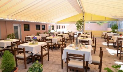 Imagine pentru Hotel Olympion 2* valabile pentru Litoral 2025