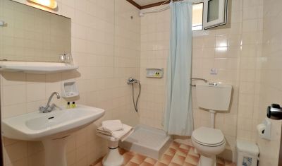 Imagine pentru Hotel Olympion 2* valabile pentru Litoral 2025