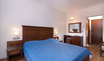 Imagine pentru Hotel Olympion 2* valabile pentru Litoral 2025