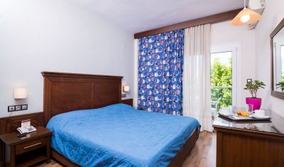 Imagine pentru Hotel Olympion 2* valabile pentru Litoral 2025