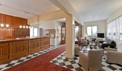 Imagine pentru Hotel Omiros 3* valabile pentru Litoral 2025