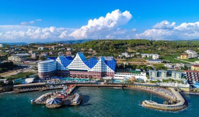 Imagine pentru Hotel Orange County Resort Alanya 5* valabile pentru Litoral 2025