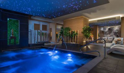 Imagine pentru Hotel Palace Sunny Day 5* valabile pentru Litoral 2025