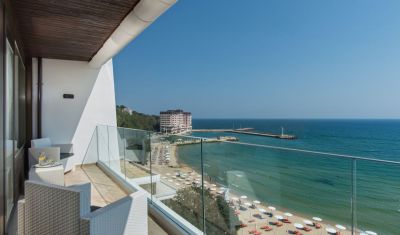 Imagine pentru Hotel Palace Sunny Day 5* valabile pentru Litoral 2025