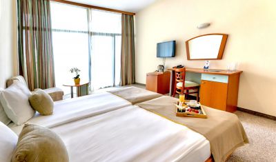 Imagine pentru Hotel Palm Beach 4*  valabile pentru Litoral 2025