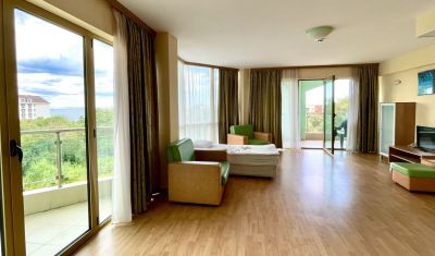 Imagine pentru Hotel Palma 4* valabile pentru Litoral 2025