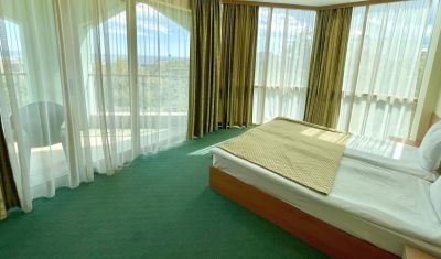 Imagine pentru Hotel Palma 4* valabile pentru Litoral 2025