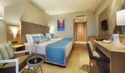 Imagine pentru Hotel Papillon Ayscha 5*  valabile pentru Litoral 2025