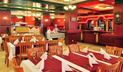 Imagine pentru Hotel Paradise Green Park 3* valabile pentru Litoral 2025