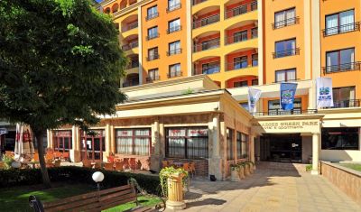 Imagine pentru Hotel Paradise Green Park 3* valabile pentru Litoral 2025