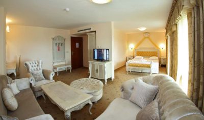 Imagine pentru Hotel Pelican 4* valabile pentru Litoral 2025